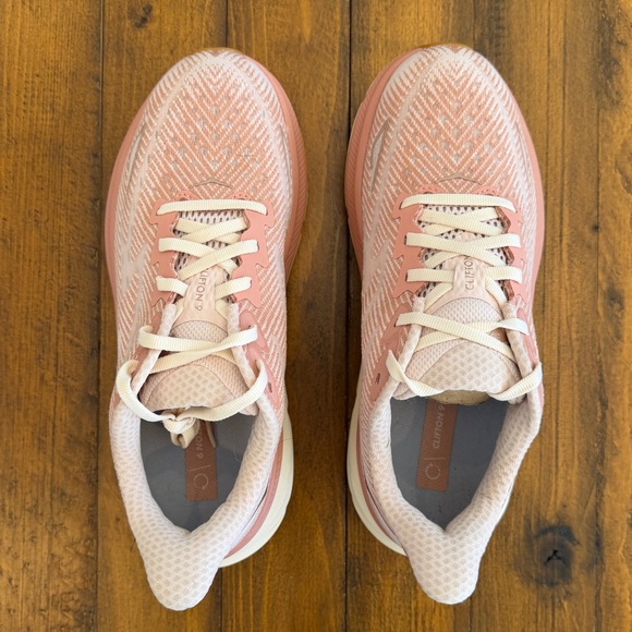 Hoka Clifton 9 Running Shoe - Picture 5 of 11